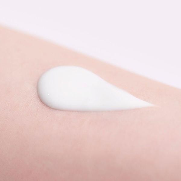Chifure Cosmetics 豐盈美容精華液/乳液/乳液 DB
