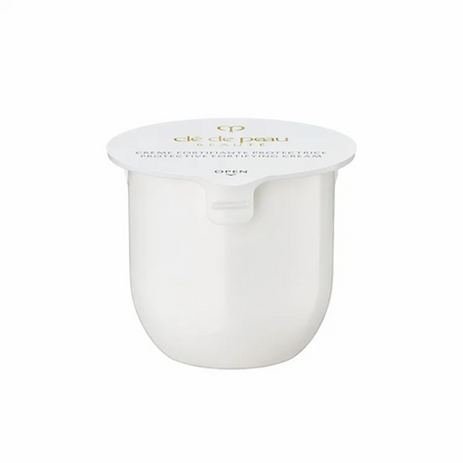 Clé de Peau Beauté 肌膚之鑰 精萃光采防護精華霜 (50g / 補充裝 50g)